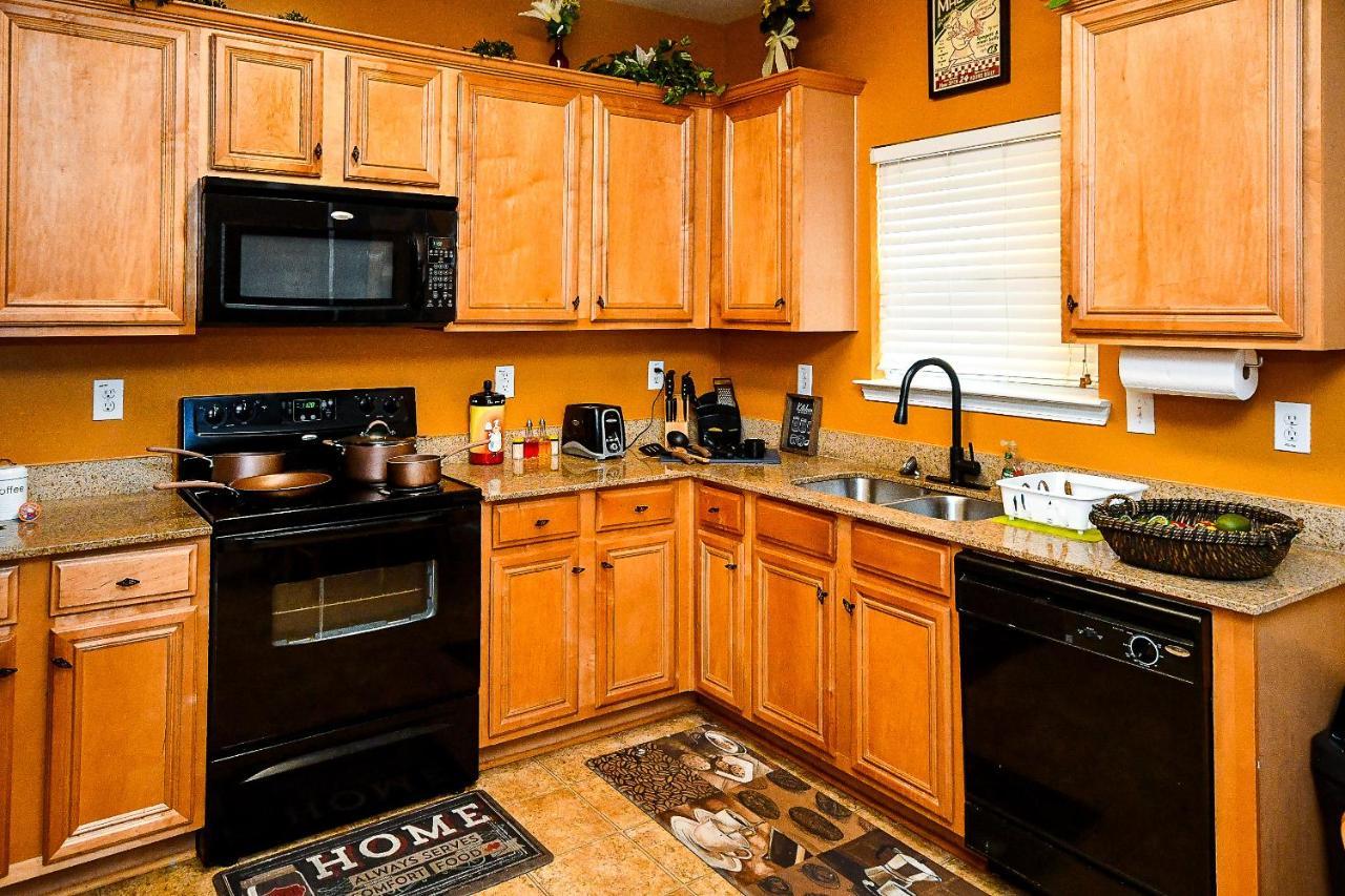 4 - Bed Home With Cali King Bed, 12 Mins To Dtwn Атланта Экстерьер фото