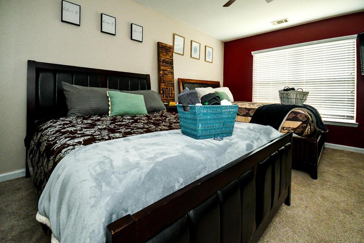 4 - Bed Home With Cali King Bed, 12 Mins To Dtwn Атланта Экстерьер фото